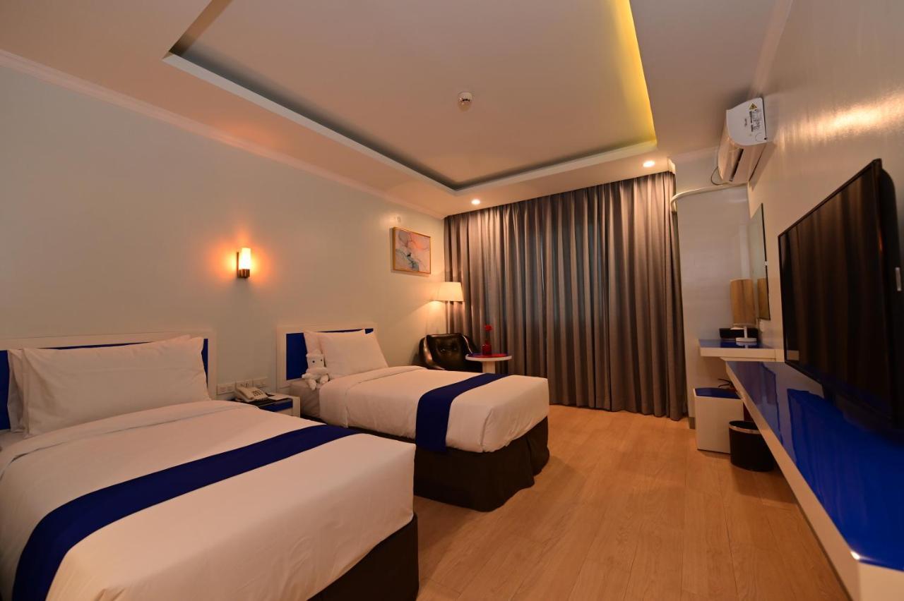T Shine Resort And Spa Lapu-Lapu City Exterior photo