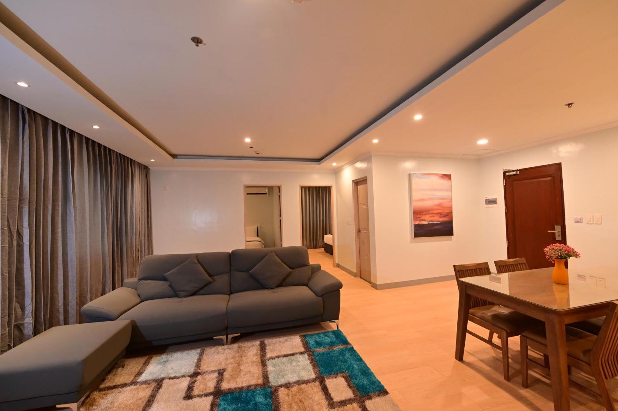 T Shine Resort And Spa Lapu-Lapu City Exterior photo